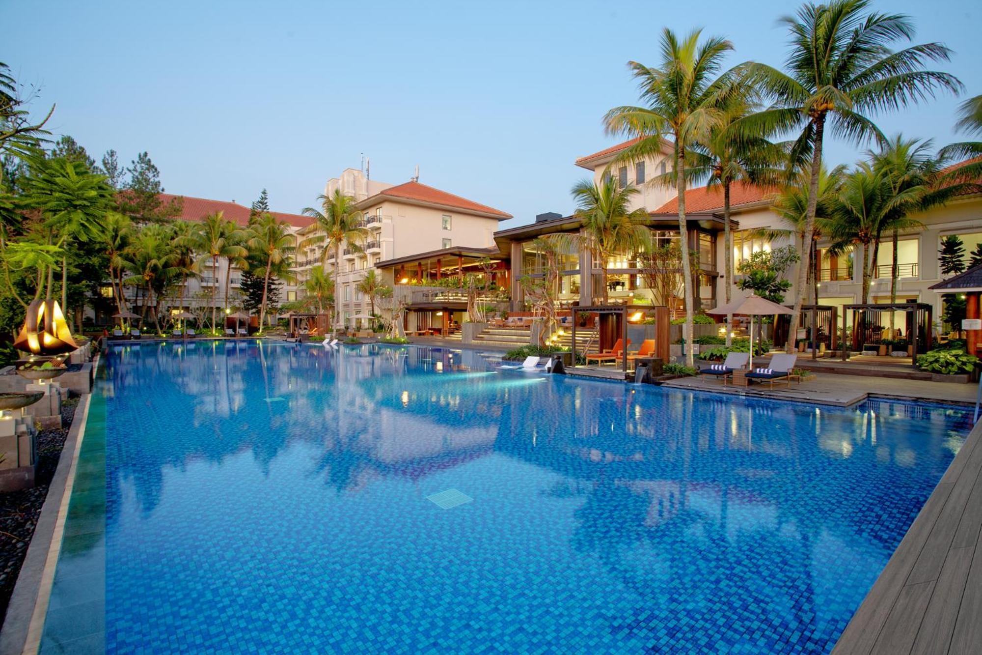 Mason Pine Hotel Bandung Padalarang Exterior photo