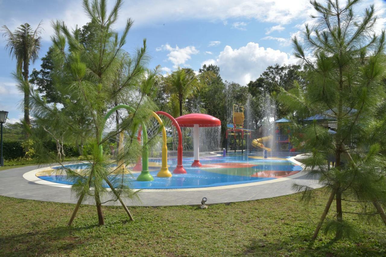 Mason Pine Hotel Bandung Padalarang Exterior photo